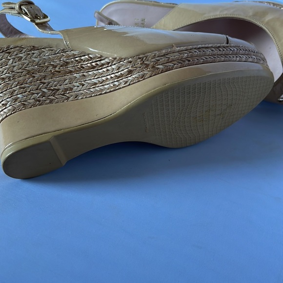 WORN ONCE! Stuart Weitzman Patent Leather Espadrille Wedges (DDDD) - Picture 6 of 6